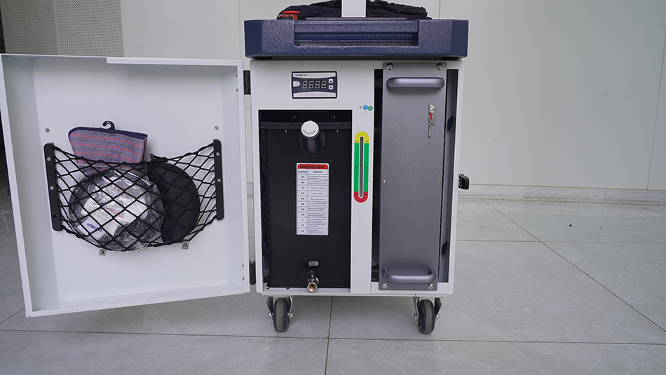 Industrial Laser Removal Machine - Direktvertrieb Industrielle Laserreinigungsmaschine zur Rostentfernung für