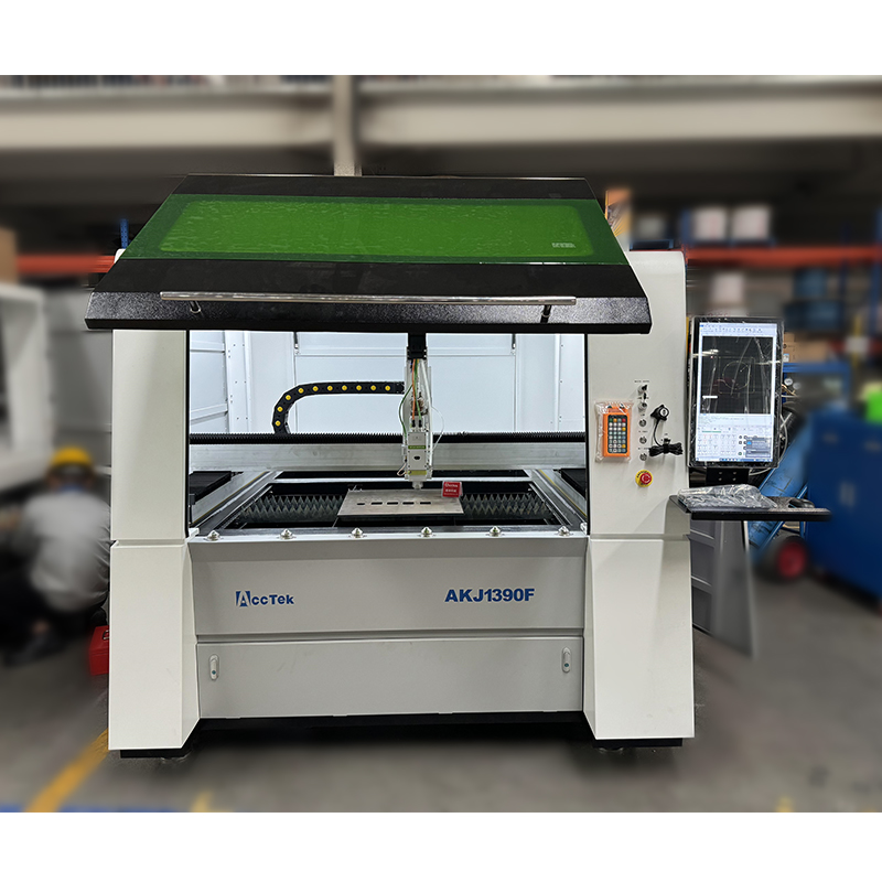 JINAN CNC-Industriegeräte Rayc – Industrial Laser Price Bewertung und Preis