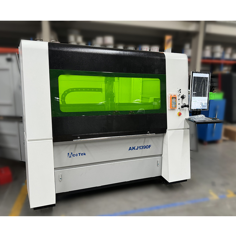 JINAN CNC-Industriegeräte Rayc – Industrial Laser Price Bewertung und Preis
